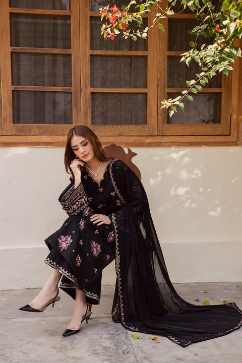Lawn 3pce with bember chiffon duppta