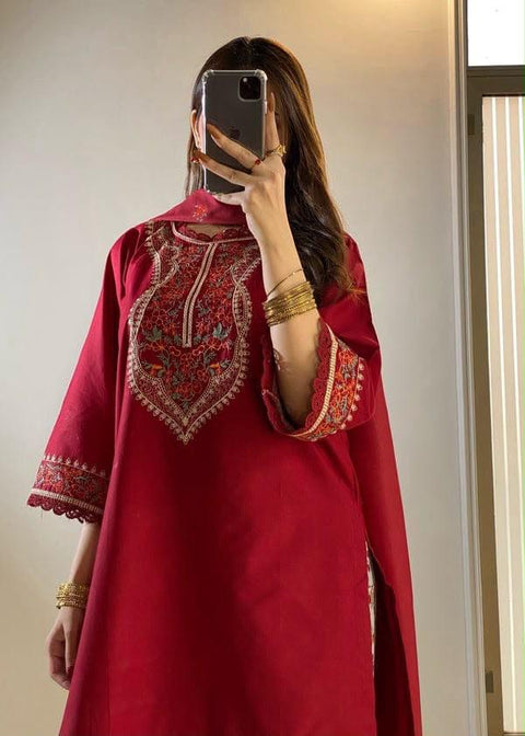 Maroon Floral Elegance.