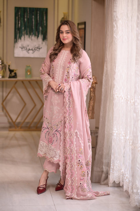 BLUSHING PONYE HEAVY EMBRIODERY+CHICKEN KARI LAWN SUIT FESTIVEL COLLECTION